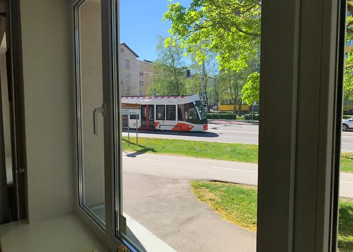 Dikol Two-room Apartment-self Check-in & Free Parking Near Center * タリン