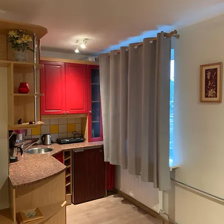 Dikol Two-room Apartment-self Check-in & Free Parking Near Center *